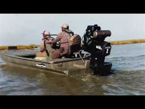 GatorTail Outboards Extreme Series | Shallow Water Surface Drive Boat Mud Motor Gator Tail - YouTube