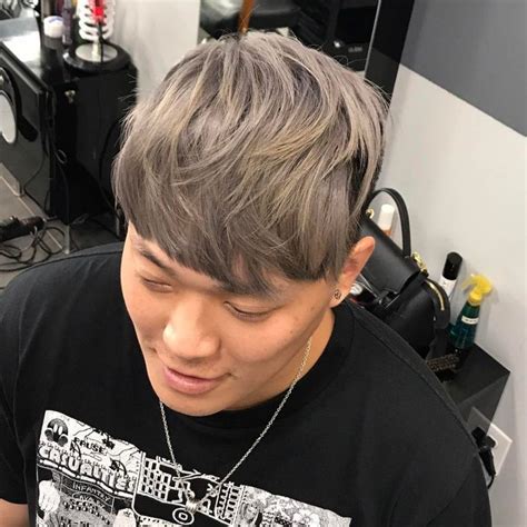 A trendy ash grey hair color Men Ash Brown Hair, Brown Hair Color Men, Ash Gray Hair Color, Mens ...