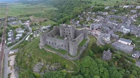 DJI Phantom 4 POI Aerial Harlech Castle 4k - YouTube