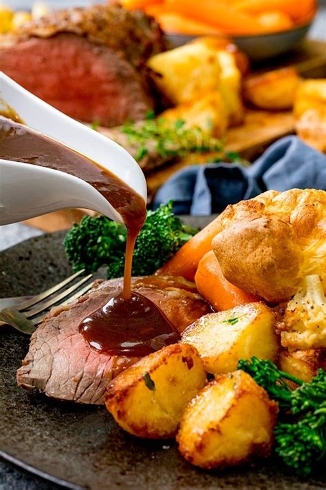 How to make the best roast beef dinner - with time plan! - Nicky's Kitchen Sanctuary