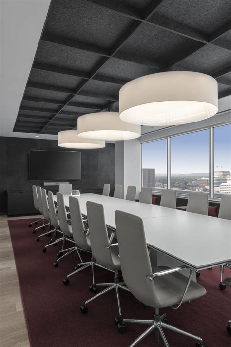 EXECUTIVE CONFERENCE ROOM DESIGN | Corporate interior design, Conference room design, Private ...