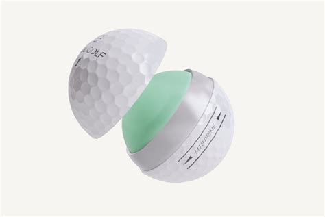 FIRST LOOK: Snell Golf relaunches with two new golf balls