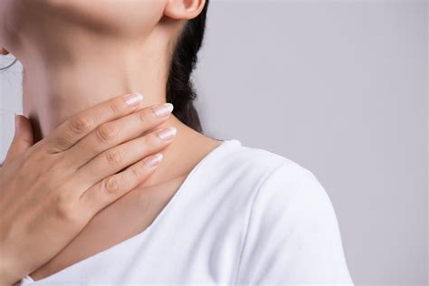 What Causes Tightness in Throat and How Can You Manage This Symptom?