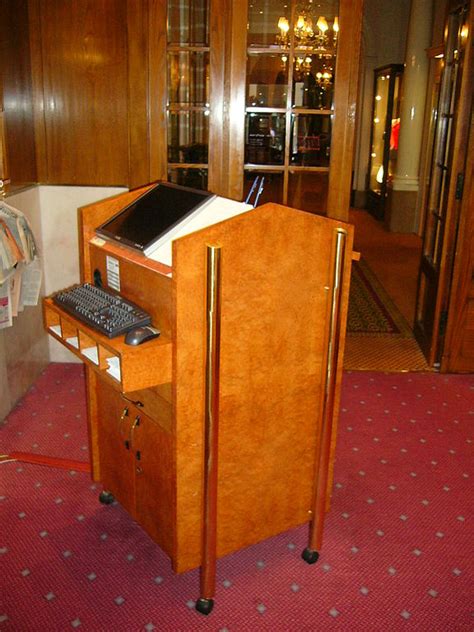 File:Reception desk with a computer at a restaurant.JPG - Wikimedia Commons