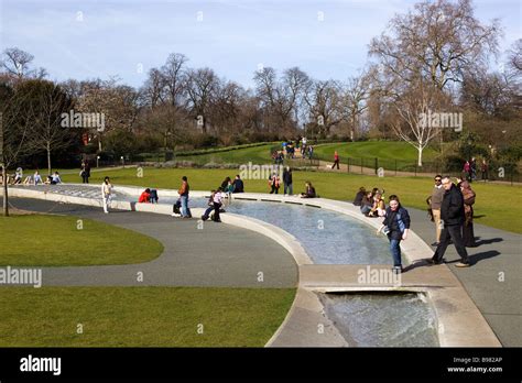 Diana, Princess of Wales Memorial Fountain Hyde Park London UK Stock Photo - Alamy