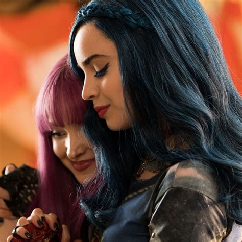 Mal and Evie - Descendants Photo (41509287) - Fanpop