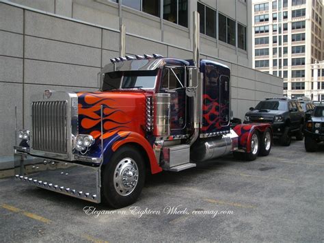 Lovely Optimus Prime Semi Truck | Peterbilt, Optimus prime truck ...