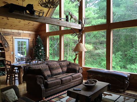 Mountain Breeze Log Cabins | Galax Cabin Rentals