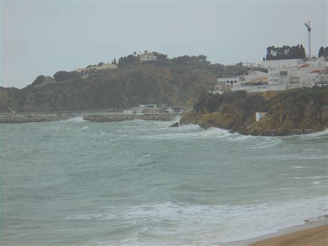 Contrasting weather in Albufeira and Sir Harry’s Bar – Tom's Place – a sort of blog by a British ...