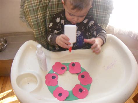 At home with mom: Remembrance day crafts