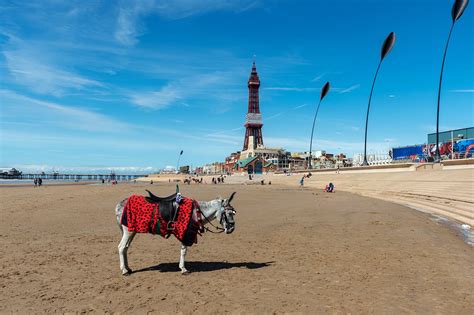 Blackpool Beach - A Fun Family Seaside Resort – Go Guides