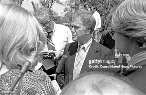 Sen Bob Packwood Photos and Premium High Res Pictures - Getty Images