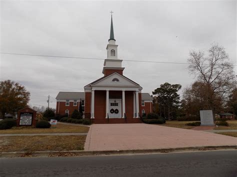 Burgaw, NC | Dec. 7, 2021. Burgaw Baptist Church; | Peter Musolino | Flickr