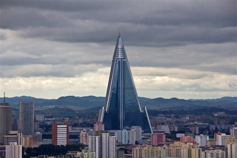 North Korea's Ryugyong Hotel might be about to open (30 years after it ...