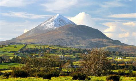 Hiking Croagh Patrick: The Essential Information | Outsider Magazine