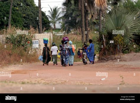 African women gambia traditional dress hi-res stock photography and ...