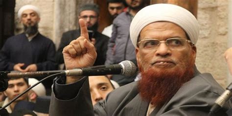 Mufti Taqi Usmani escapes suspected assassination bid