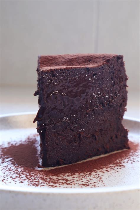 Melting Chocolate Cake – Buttermilk Pantry