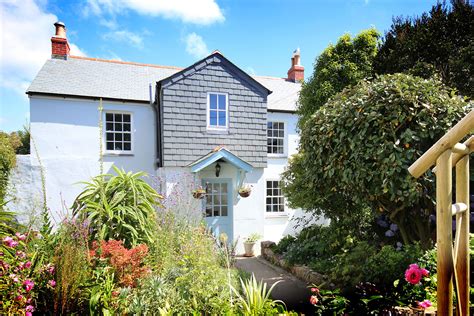 Cornwall Cottages - Cornish Traditional Cottages - Holiday homes across ...