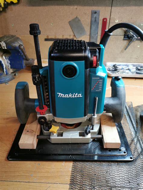 Mounting my Makita | Router Forums