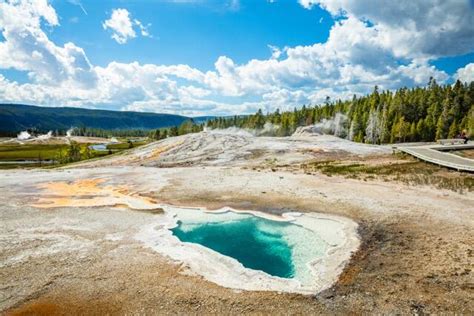 Yellowstone's Most Beautiful Geothermal Features