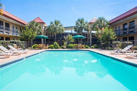 Days Inn by Wyndham Leesville | Leesville, LA Hotels