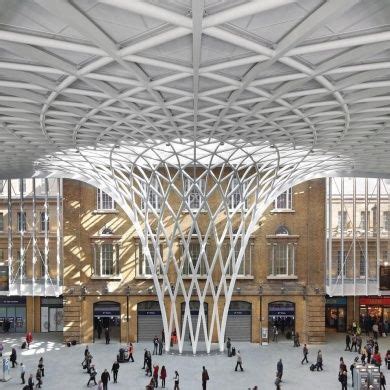 King\'s Cross Station: The 150m long semi-circular vaulted concourse redevelopment of King's ...