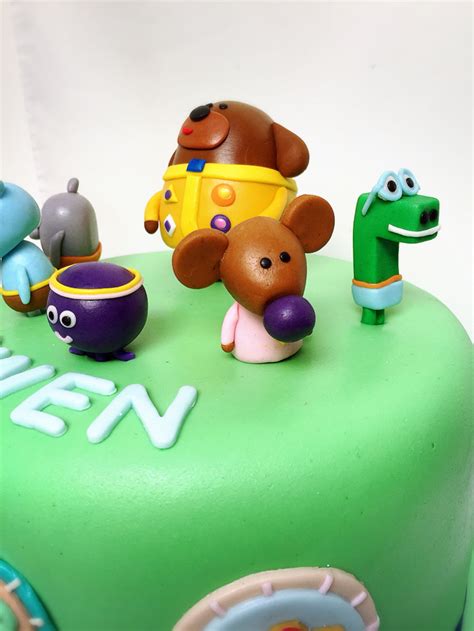 Hey Duggee Birthday Cake - CakeCentral.com