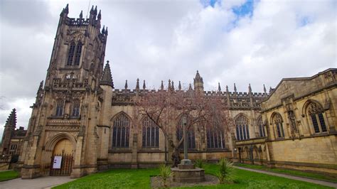 Historic Buildings Pictures: View Images of Manchester Cathedral