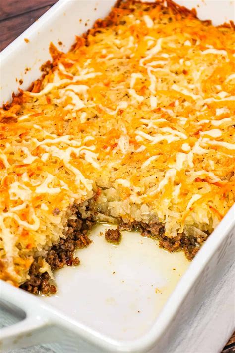 Hamburger Hashbrown Casserole is an easy ground beef dinner recipe ...