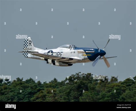 The North American P-51 Mustang during an air show Stock Photo - Alamy