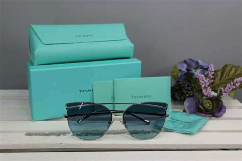 Tiffany & Co. Cat Eye Silver Blue Gradient Sunglasses 61mm w/Box