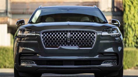 Lincoln Aviator Grand Touring | Green Car Journal