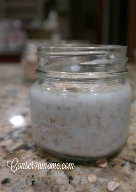 Easy Overnight Refrigerator Oatmeal - ConservaMom