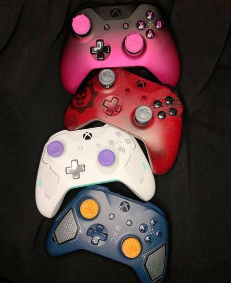 I have the top controller it's my favorite colors | Custom xbox one ...