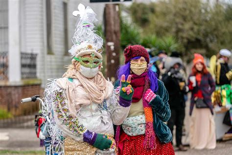 New Orleans Brings Back Indoor Mask Mandate Ahead of Mardi Gras