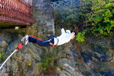 Bungee Jump - 10 UK Locations! | London | Uk location, Greater london, Southwark