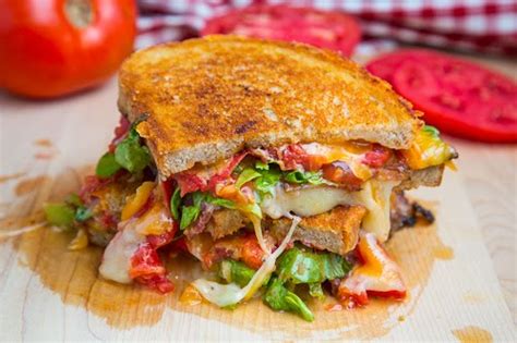 BLT Grilled Cheese (BLTGC) - Closet Cooking