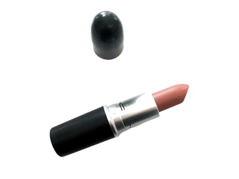 MAC Cosmetics HoneyLove Matte Lipstick | Review - Blushy Darling