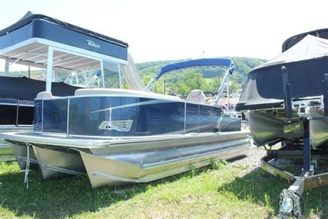 Tahoe Pontoon boats for sale - boats.com