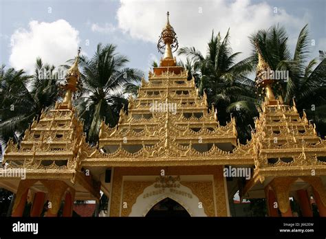 temple asia malaysia buddhism story religion culture buddhist traveling trip Stock Photo - Alamy