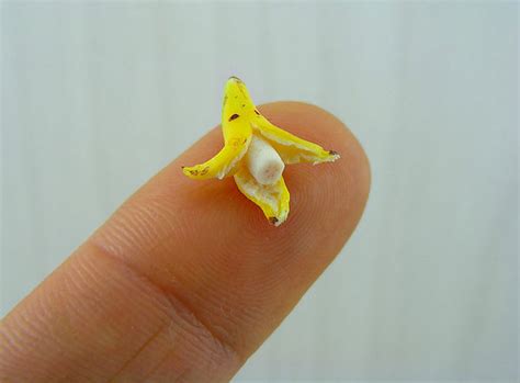 Look at this tiny banana - Boing Boing