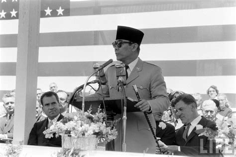 Mengenang Pidato Bung Karno 30 September 1960, To Build The World A New | MaritimNews.com