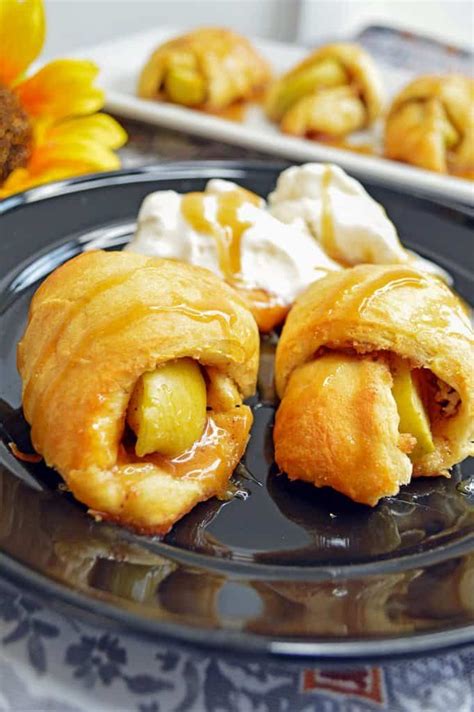 Crescent Roll Apple Pie Bites Recipe | Recipe | Apple pie bites recipe, Crescent roll apple pie ...