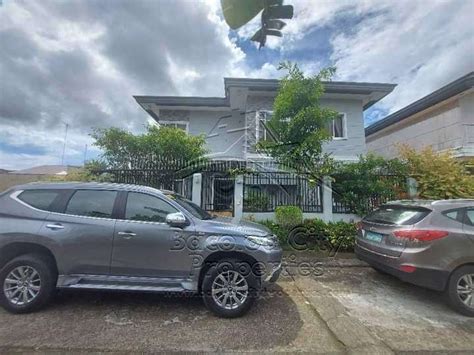 4 Bedroom House in Bacolod East - Bacolod City Properties