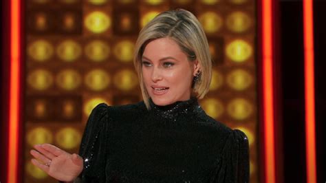 Elizabeth Banks Talks The Moment She Dropped The Most F-Bombs As Press ...