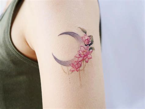 10+ Moon Flower Tattoo Ideas That Will Blow Your Mind!