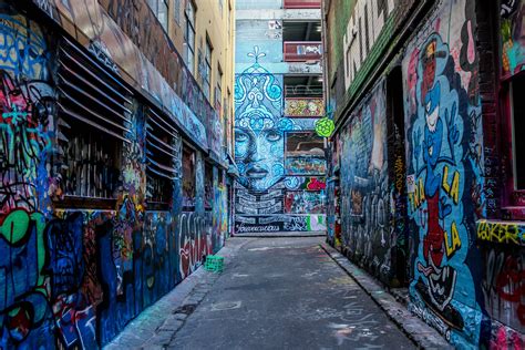 Hosier Lane Street Art - Melbourne Graffiti Street Art Melbourne, Melbourne Graffiti, Mural Art ...