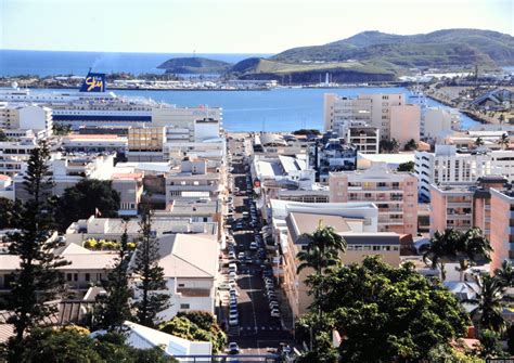 View of Nouméa in New Caledonia - Geographic Media