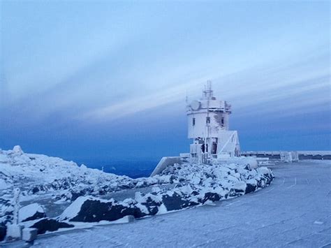 The Mount Washington Observatory | New England’s Weather Station - New ...